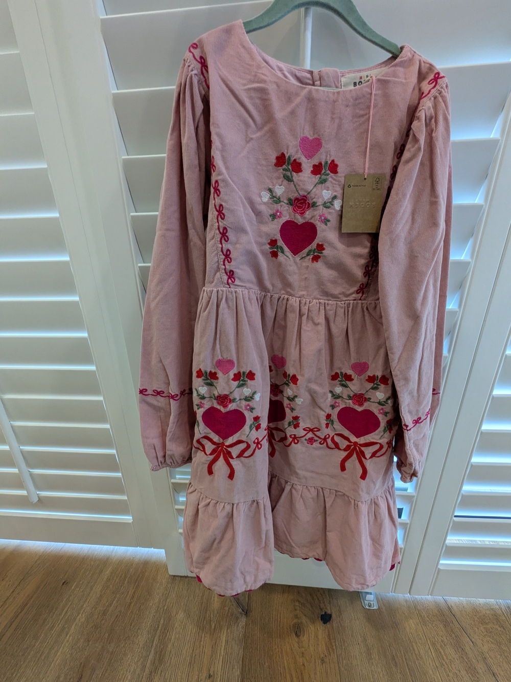 Mini Boden Pink Embroidered Heart & Floral Dress. Brand New
